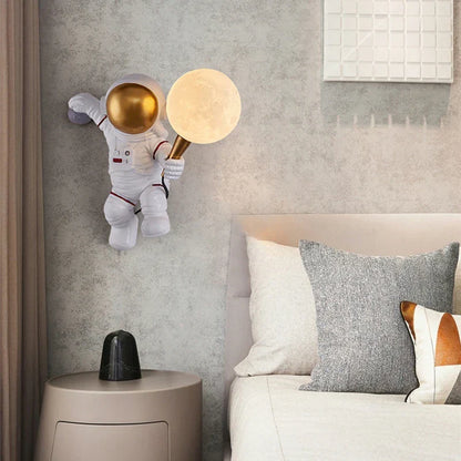 Lampka LED astronauta księżyc
