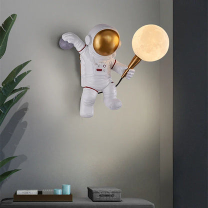 Lampka LED astronauta księżyc